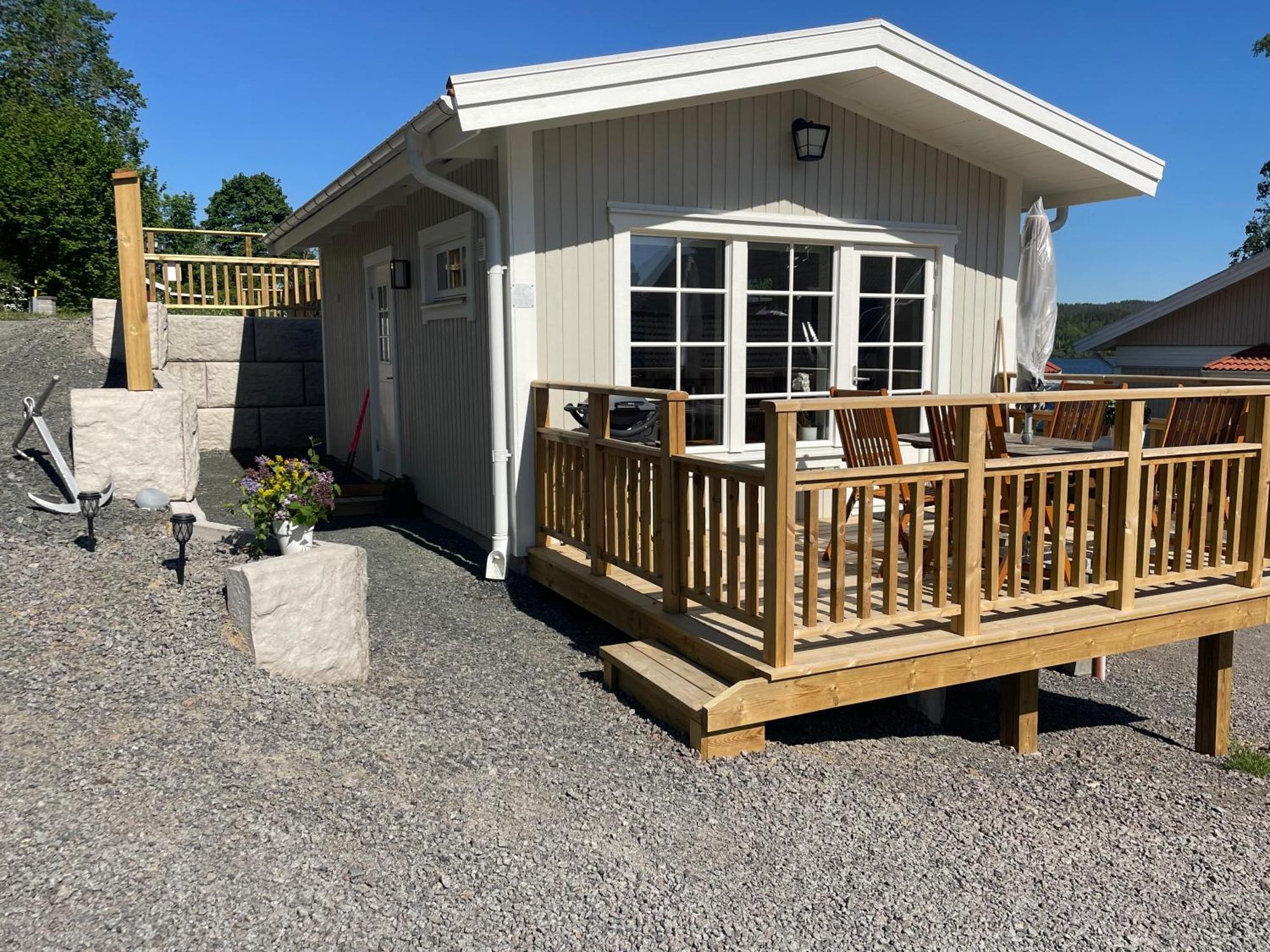 New House By The Lake Bunn & Private Bathing Jetty Granna Exterior photo